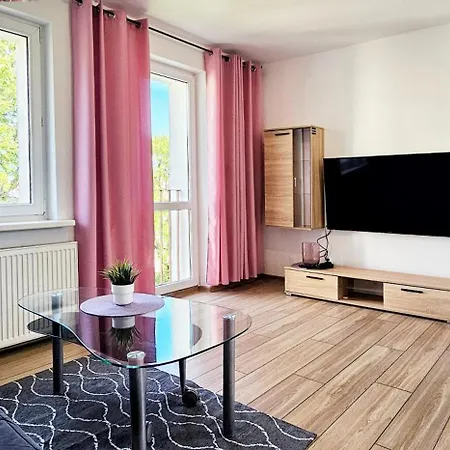 Holidayhomepl Centrum Kol1812 Z Osobna Sypialnia I Balkonem Apartmán