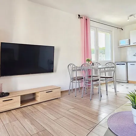 Holidayhomepl Centrum Kol1812 Z Osobna Sypialnia I Balkonem شقة *