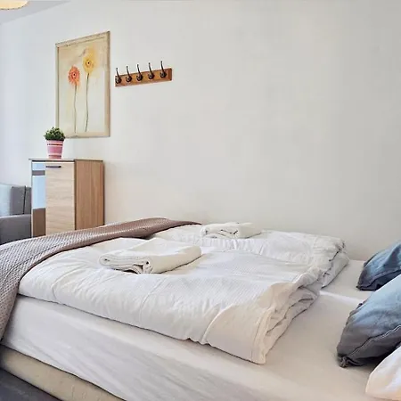 Apartmán Holidayhomepl Centrum Kol1812 Z Osobna Sypialnia I Balkonem *