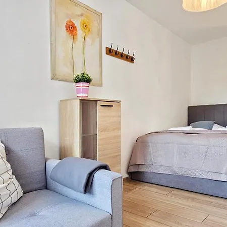 Holidayhomepl Centrum Kol1812 Z Osobna Sypialnia I Balkonem